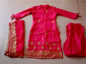Heavy Zari Work Dark Pink/Peach Colour Suit