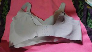 White Wireless Bra