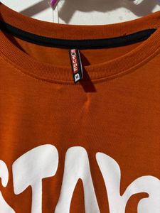 Retro Graphic Tee - Stay Groovy!