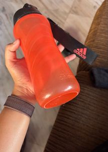 Addidas Sipper