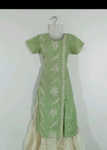 Multicolored Embroidered Kurta Set (Women)