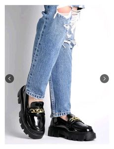 Shoetopia Chunky Chain Loafers