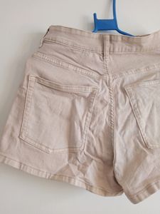 Curvy Fit Stretch Shorts
