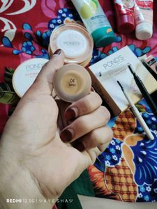 Skincare &amp; Makeup Essentials Bundle
