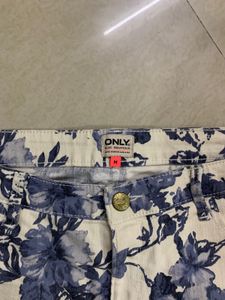 ONLY DENIM PRINTED SHORTS