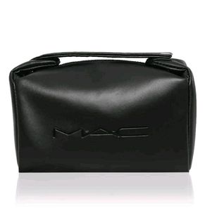 MAC Travel Pouch