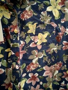 Sale🔥Floral Shirt In Navy Blue Colour