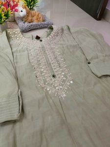Elegant Embroidered Kurta