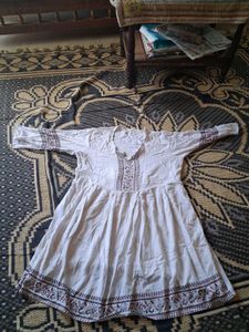 Embroidered White Ethnic Kurta