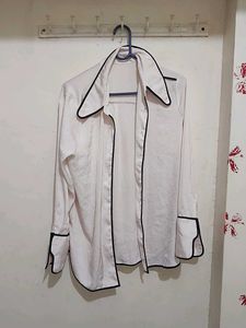Chic White & Black Trim Shirt