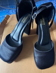 Black Platform Heels - Size 3