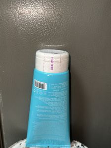 DOT &amp; KEY BARRIER REPAIR HYDRATING GENTLE FACEWASH