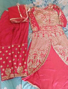 Elegant Red & Gold Tail Cut Dress