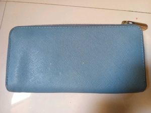 Michael kors sling bag