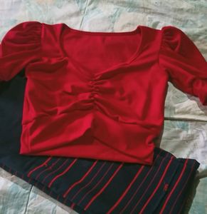 Deep neck Maroon elastic top