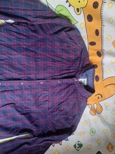 Men&#39;s Plaid Button-Down Shirt