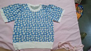 Cute Floral Print Top