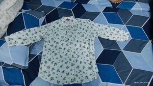 Newly Top With Tag