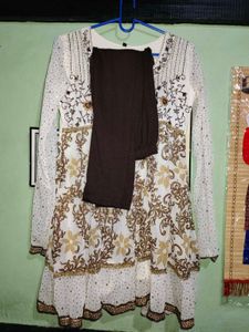 Elegant Embroidered Kurta