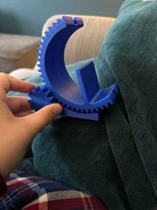 Gear Design Phone Stand
