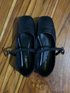 Black Ballerinas Pump