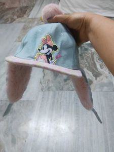 Minnie Mouse Pom-Pom Cap
