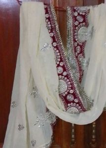 Elegant Embellished Heavy Duppta +freebie