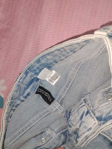 H&amp;M Flared Light Wash Jeans