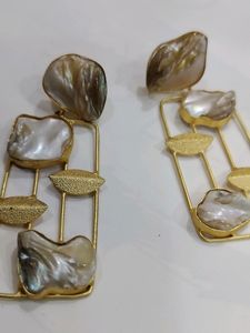 Earings