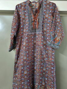 Asthetic Floral Kurti And Duppatta Set