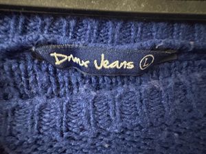 Knitted Blue Sweatshirt