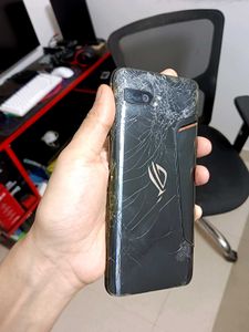Asus ROG Phone 2  12/256 (Not Working)