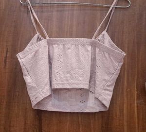 Woman&#39;s Pretty Top