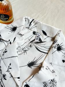 Crop Shirt🖤🤍