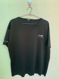 Lining dry fit tshirt
