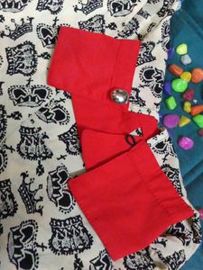 Beautiful Red And Black Patterned Top..❤️🖤