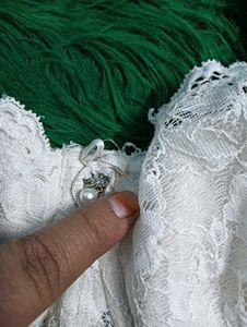 Elegant White Lace Bra🖤