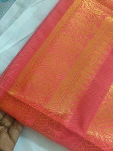 Honouring shawl