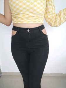 High Waist Trendy Side Cut Ball Bottom Jeans..,Boo