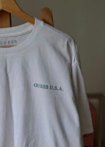 Guess White T-Shirt(XL)