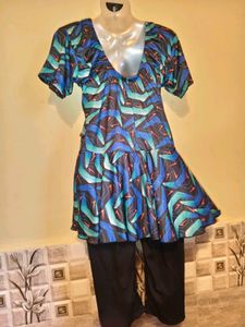 Abstract Print Tunic Top