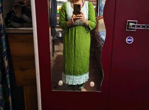 Nayra Cut Kurti Set
