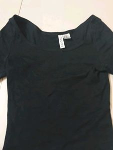 Black H&M Divided T-Shirt