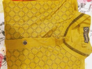 Men&#39;s Kurtas - Stylish Set