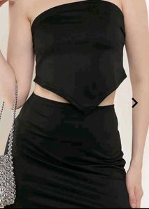 Shein Short Bandeau Top With black color Skirt