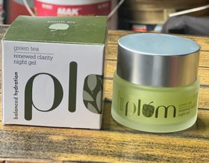 Plum Green Tea Renewed Clarity Night Gel (50 ml)