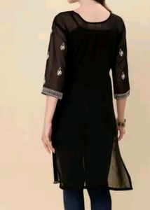 Elegant Black Embroidered Kurta