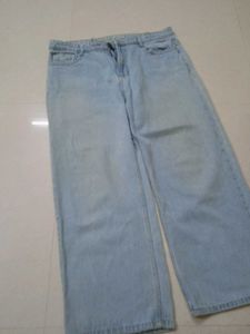 Wide Leg Light Wash Jeans