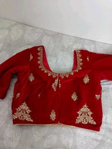 red lehnga for wedding