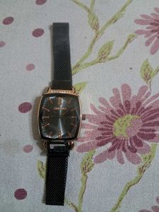 Magnet Watch